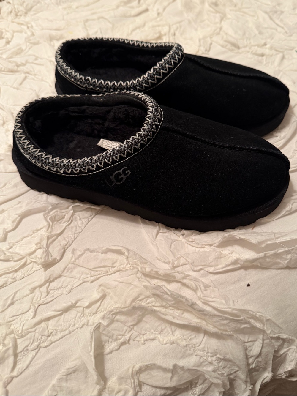 UGG tasman II Black Shearling-Lined Slip-On Slippers 11